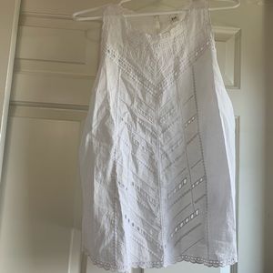 gap white sleeveless blouse size s